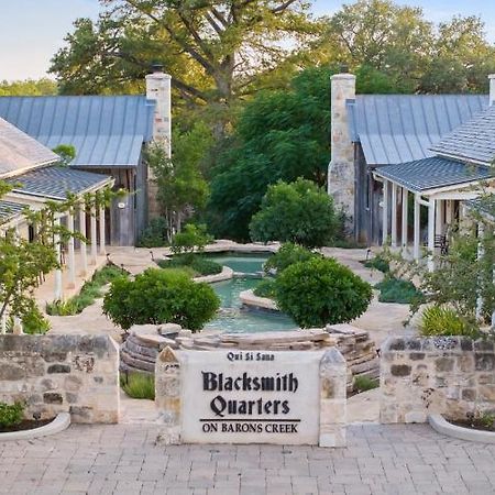 Blacksmith Quarters Fredericksburg Ruang foto