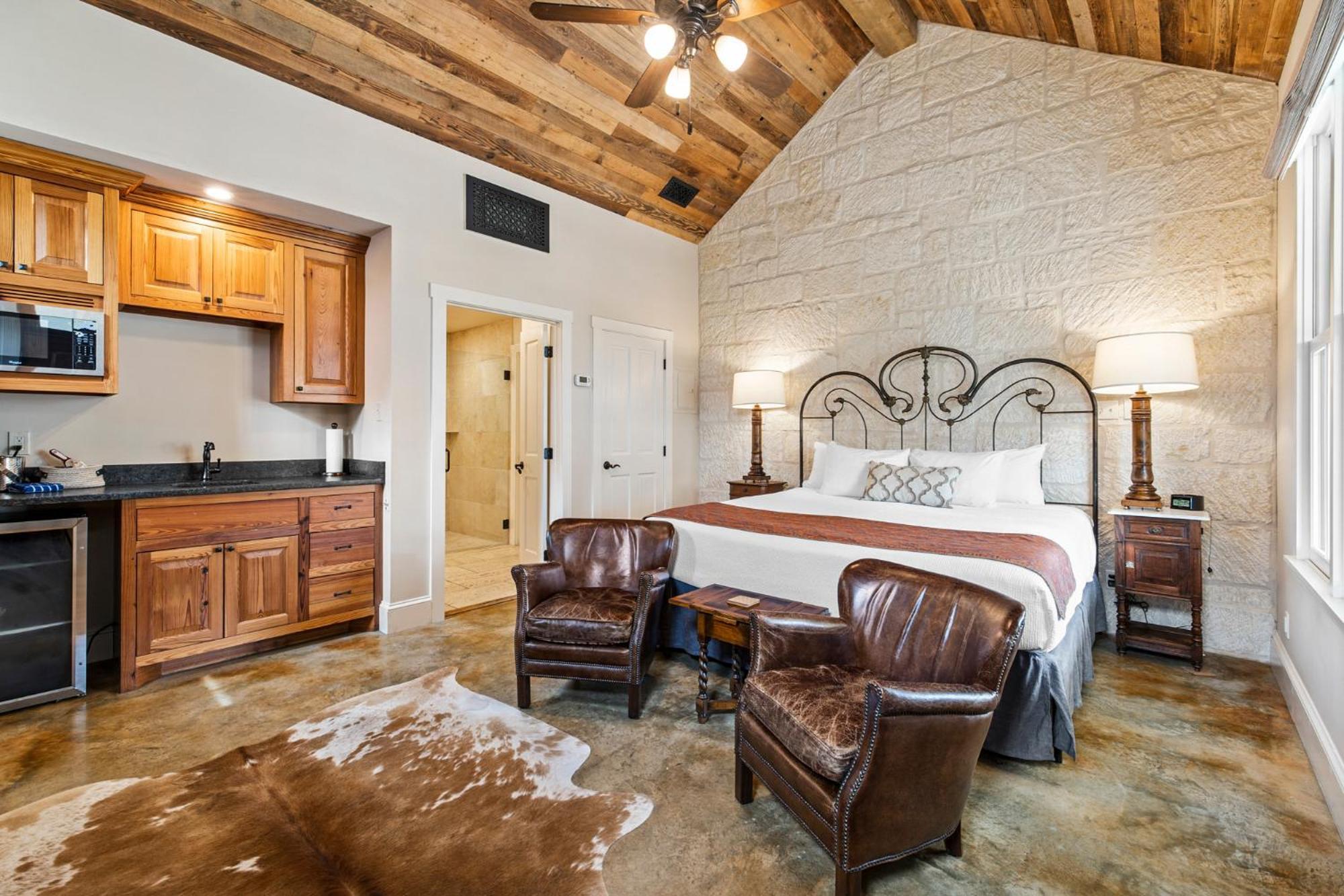 Blacksmith Quarters Fredericksburg Bagian luar foto